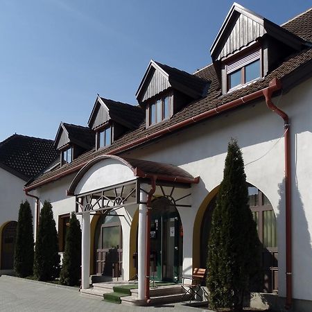 Prince Hotel Miercurea Ciuc Εξωτερικό φωτογραφία