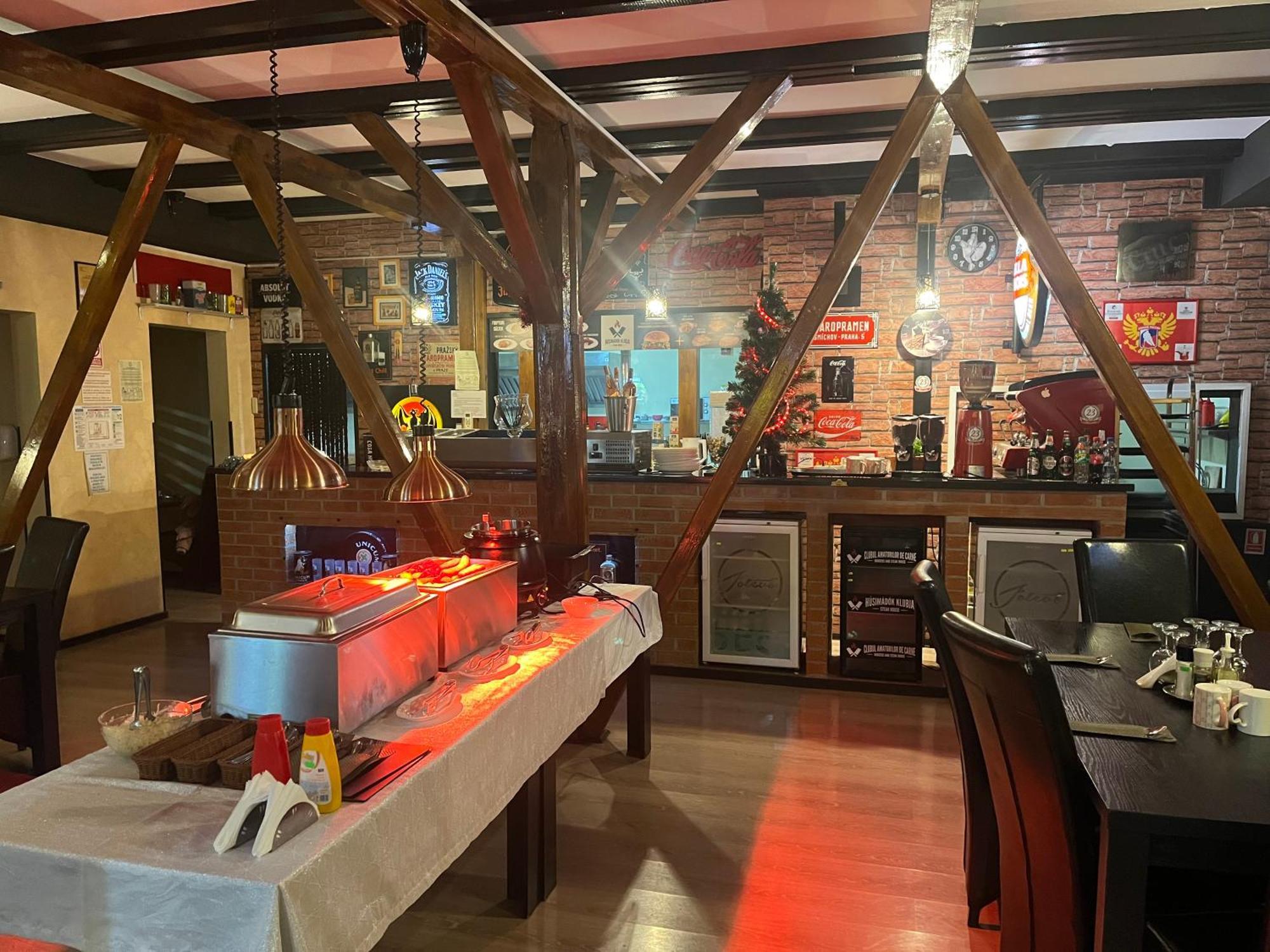 Prince Hotel Miercurea Ciuc Εξωτερικό φωτογραφία