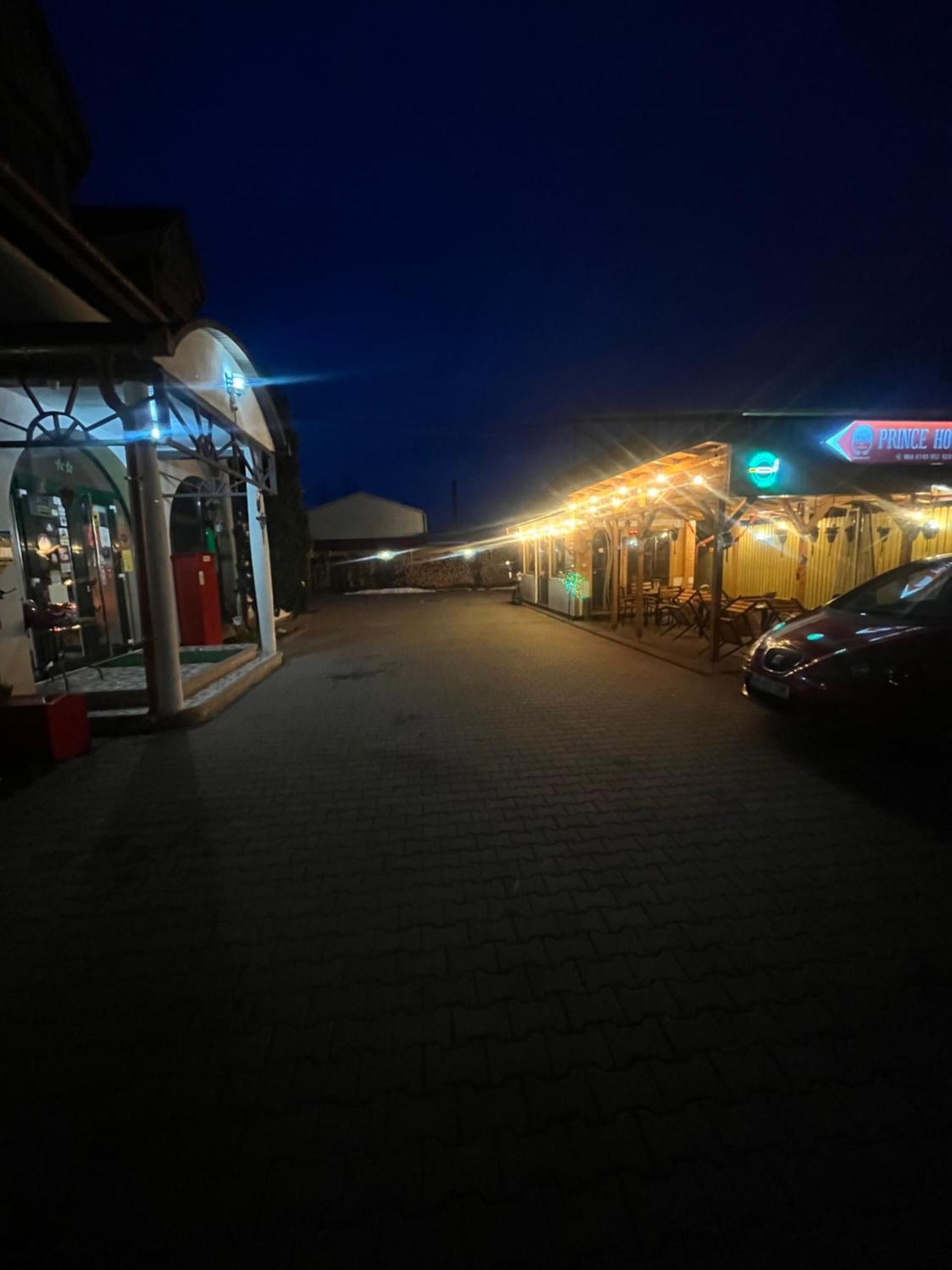 Prince Hotel Miercurea Ciuc Εξωτερικό φωτογραφία