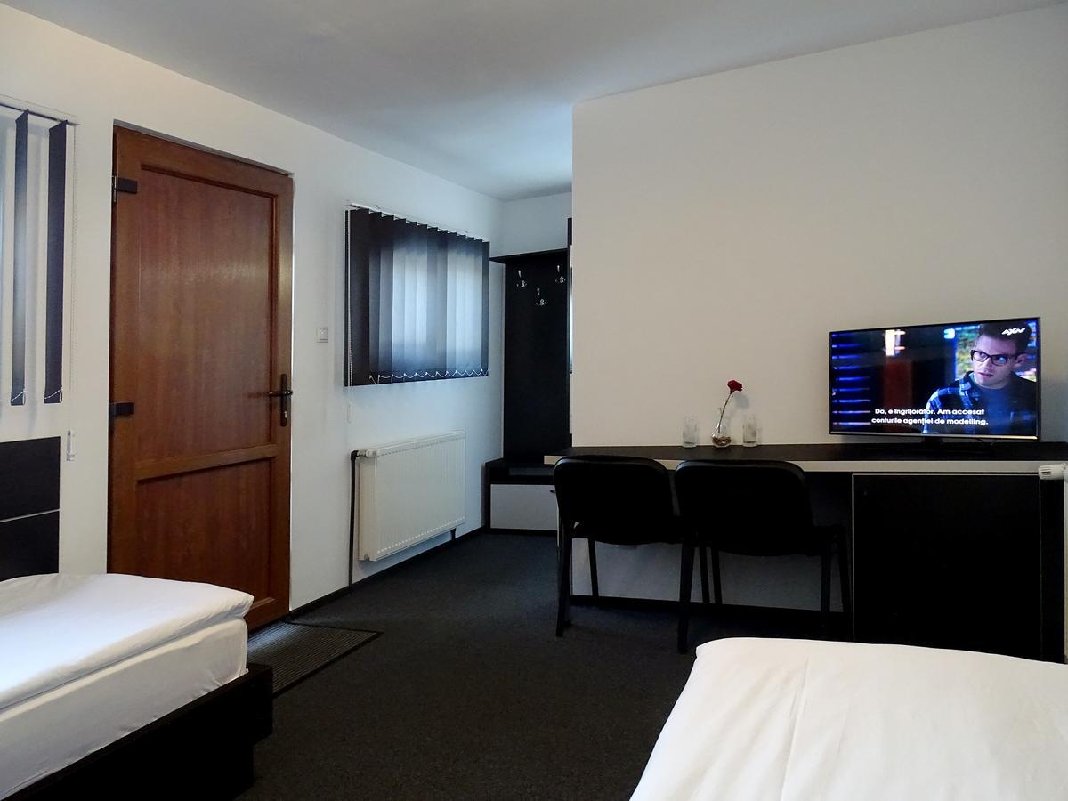 Prince Hotel Miercurea Ciuc Εξωτερικό φωτογραφία